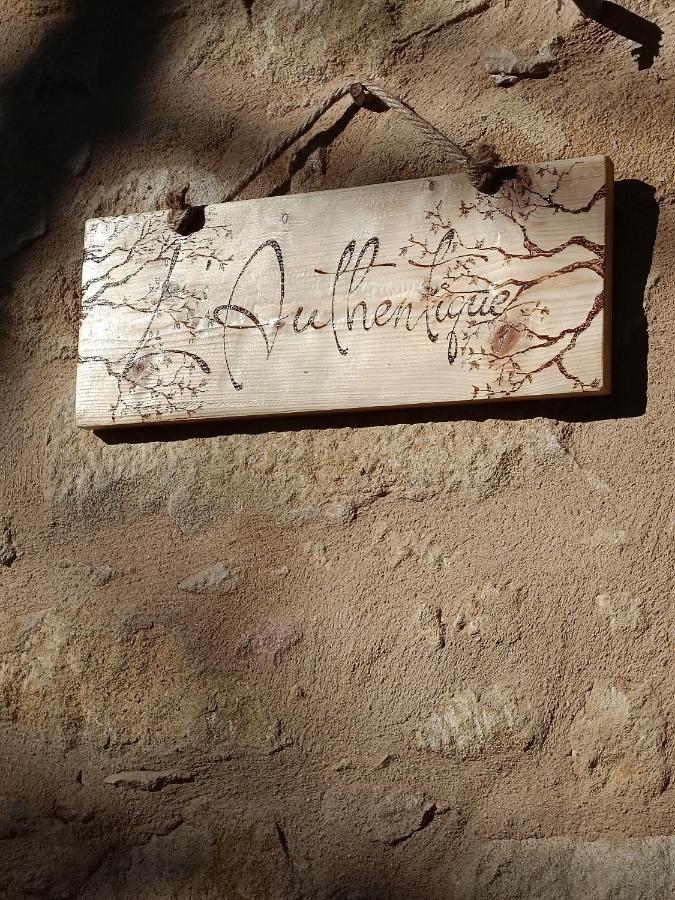 Gites Le Clos De Veyrignac Exteriör bild