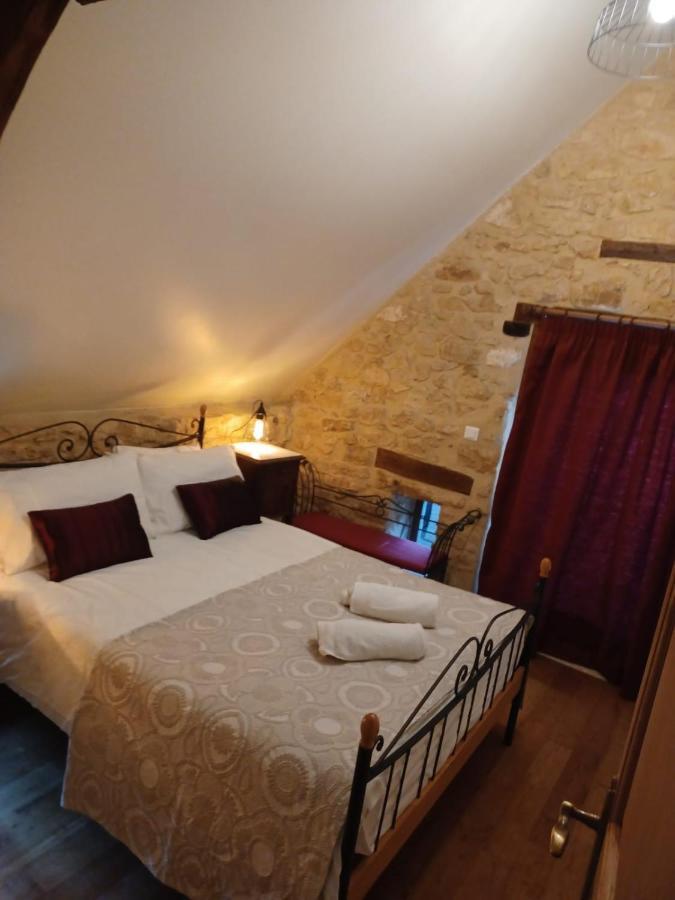 Gites Le Clos De Veyrignac Exteriör bild
