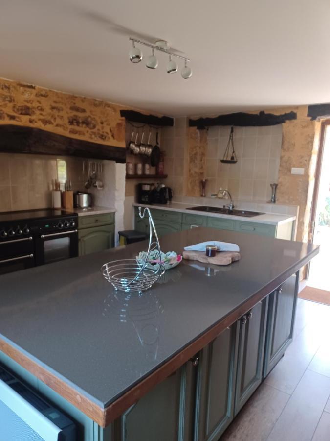 Gites Le Clos De Veyrignac Exteriör bild