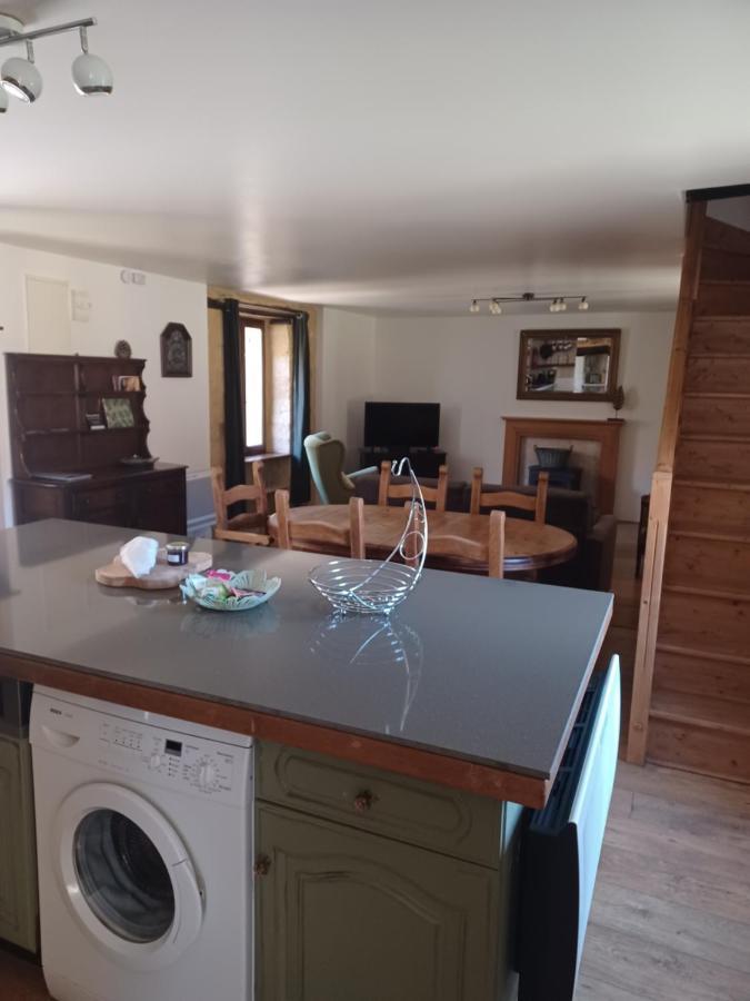 Gites Le Clos De Veyrignac Exteriör bild